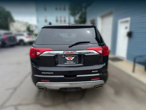 Used 2017 GMC Acadia Denali w/ Technology Package AWD/4WD image 5