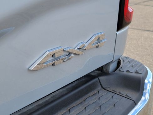 Used 2026 RAM 2500 Big Horn AWD/4WD image 21