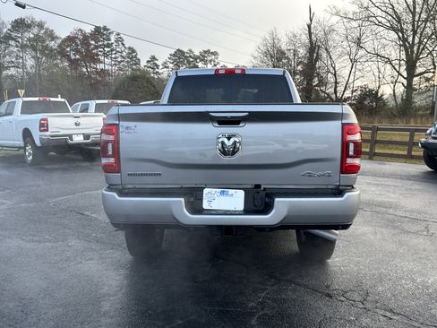 Used 2024 RAM 2500 Big Horn w/ Safety Group image 6