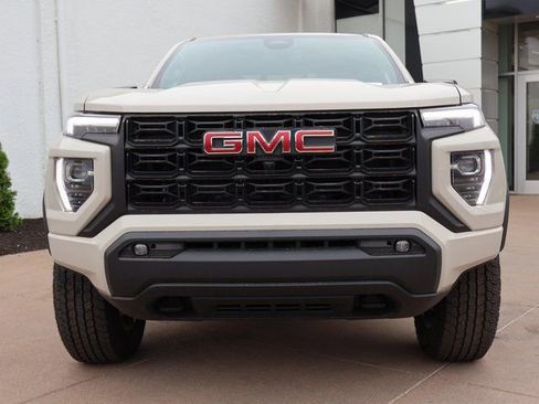 New 2026 GMC Canyon Elevation AWD/4WD image 2