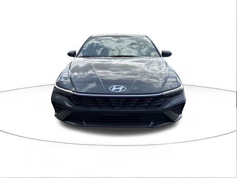 New 2026 Hyundai Elantra Sport image 8