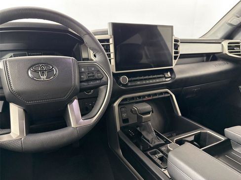 Certified 2025 Toyota Tundra SR5 w/ SR5 Premium Package AWD/4WD image 31