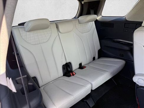 Used 2023 Hyundai Palisade Limited FWD image 24