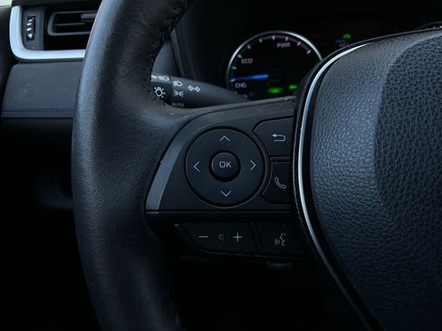 Used 2022 Toyota RAV4 SE w/ Convenience Package image 36