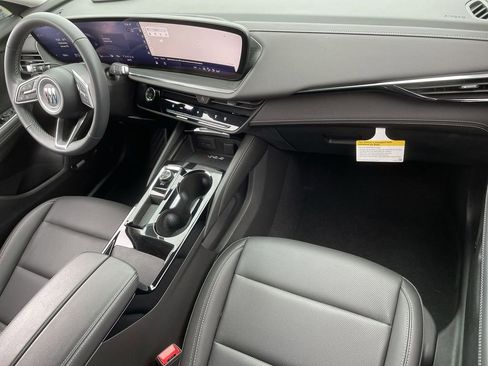 Used 2024 Buick Envision Preferred image 29