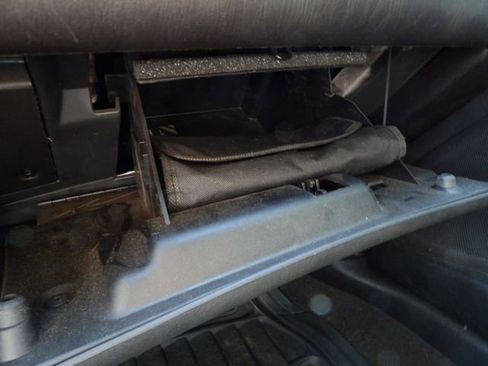 Used 2007 Chevrolet Monte Carlo LT FWD image 27