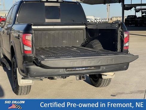 Used 2024 Nissan Titan PRO-4X w/ Pro-4x Convenience Package AWD/4WD image 17