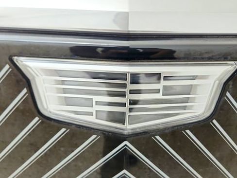 Used 2024 Cadillac Lyriq Tech AWD/4WD image 32
