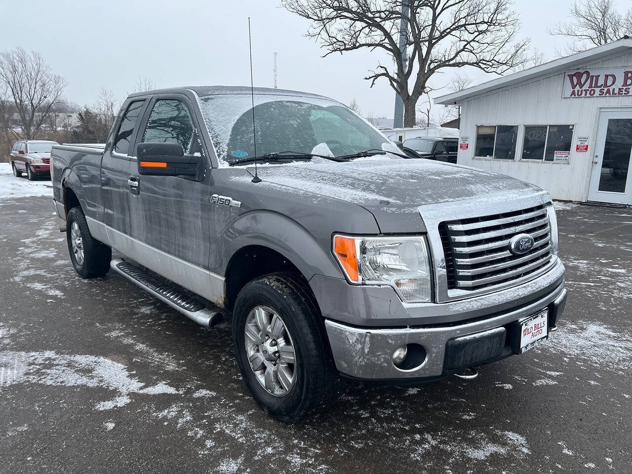 Used 2012 Ford F150 XLT w/ XLT Chrome Pkg AWD/4WD image 2