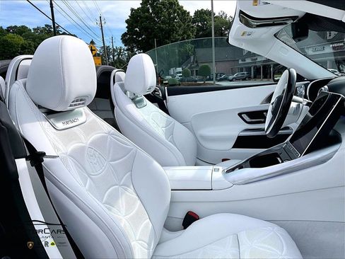 Used 2026 Mercedes-Benz Maybach SL 680 image 9