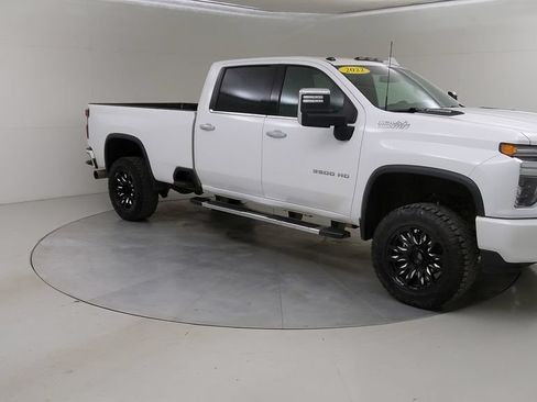 Used 2022 Chevrolet Silverado 3500 High Country AWD/4WD image 10