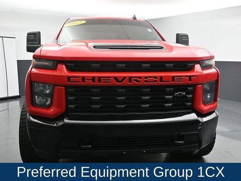 Used 2022 Chevrolet Silverado 2500 Custom w/ Custom Value Package AWD/4WD image 4