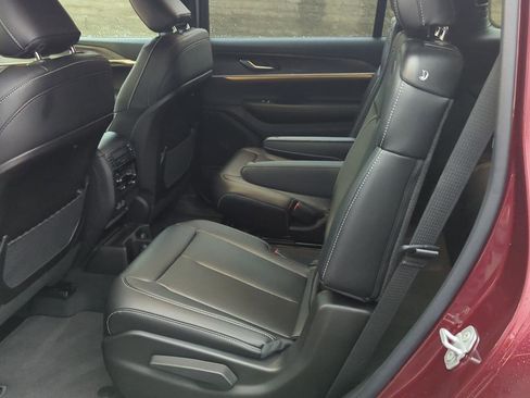 New 2025 Jeep Grand Cherokee L Limited w/ Trailer Tow Package image 11