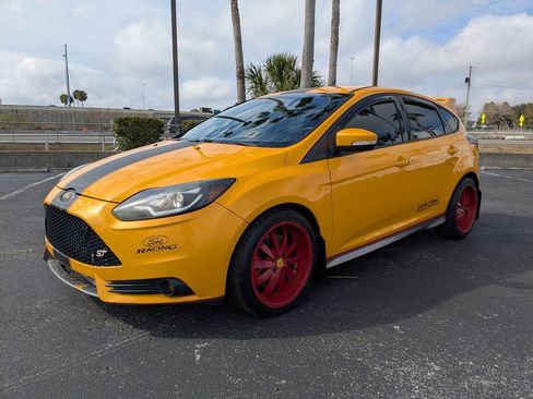 Used 2014 Ford Focus ST image 8