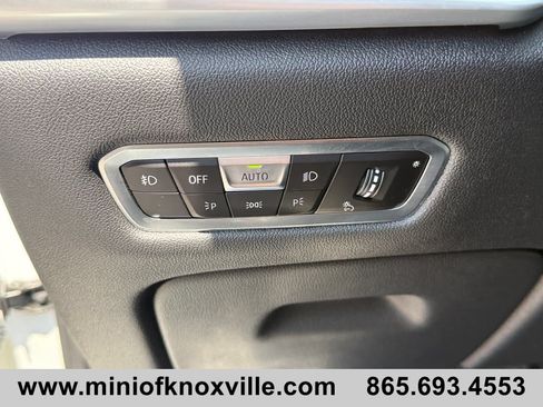 Used 2022 BMW X7 xDrive40i w/ Premium Package AWD/4WD image 31