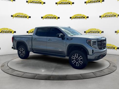 Used 2023 GMC Sierra 1500 AT4 w/ AT4 Premium Package AWD/4WD image 7