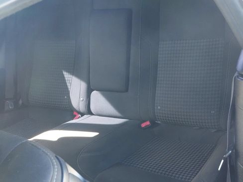 Used 2016 Dodge Challenger SXT RWD image 6