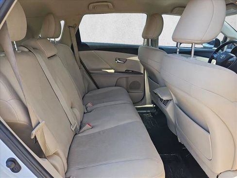 Used 2011 Toyota Venza w/ Convenience Pkg FWD image 25