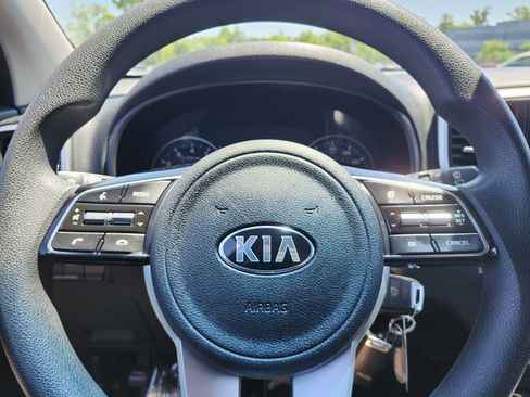 Used 2020 Kia Sportage LX AWD/4WD image 25