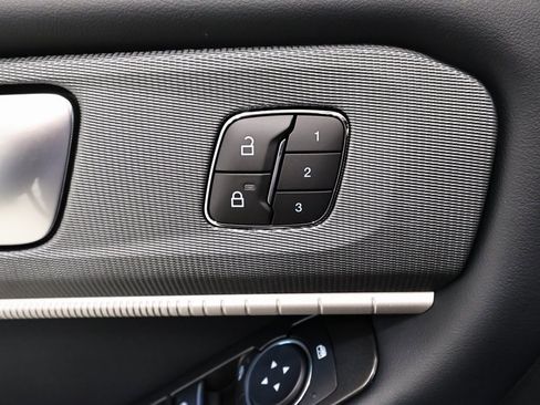 New 2026 Ford Explorer ST-Line w/ ST-Line Street Pack image 10