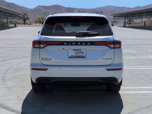 New 2026 Nissan Rogue Platinum AWD/4WD image 4