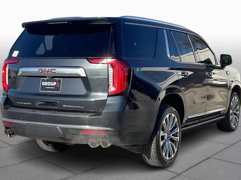Used 2021 GMC Yukon Denali w/ Denali Premium Package image 12
