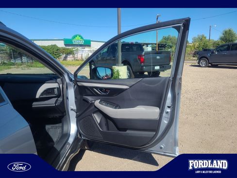 Used 2020 Subaru Outback Premium AWD/4WD image 16