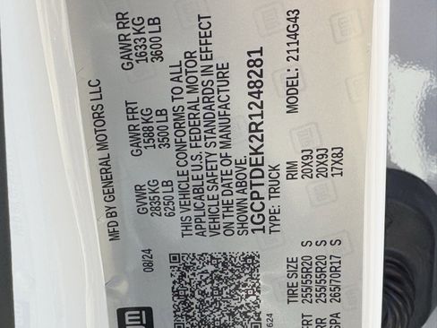 Used 2024 Chevrolet Colorado Z71 w/ Advanced Trailering Package image 47