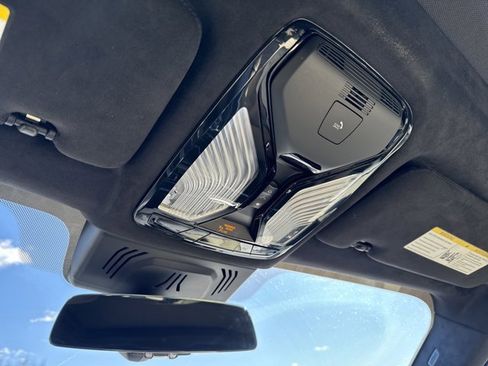 Used 2021 BMW X7 xDrive40i w/ M Sport Package image 25