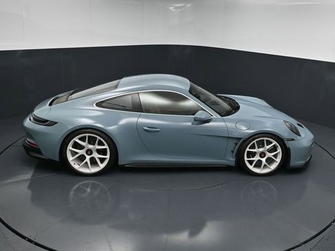 Certified 2024 Porsche 911 GT3 RS RWD image 17