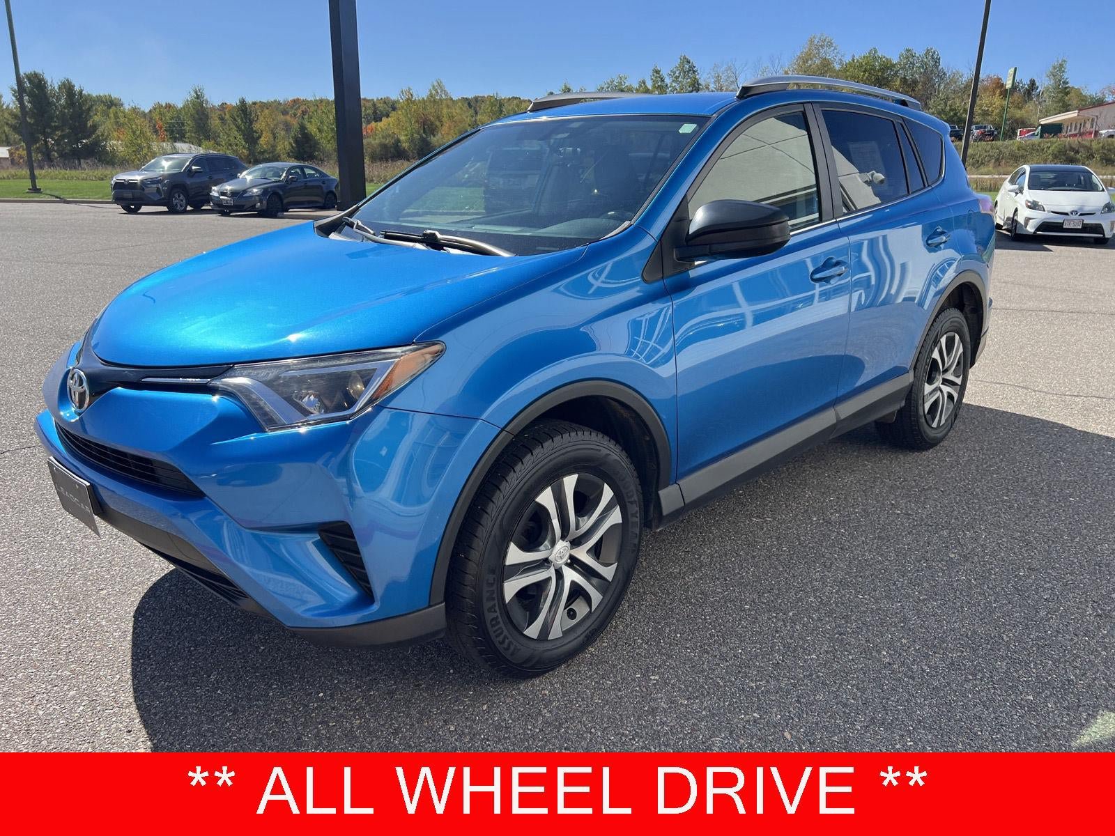 Used 2016 Toyota RAV4 LE AWD/4WD image 4
