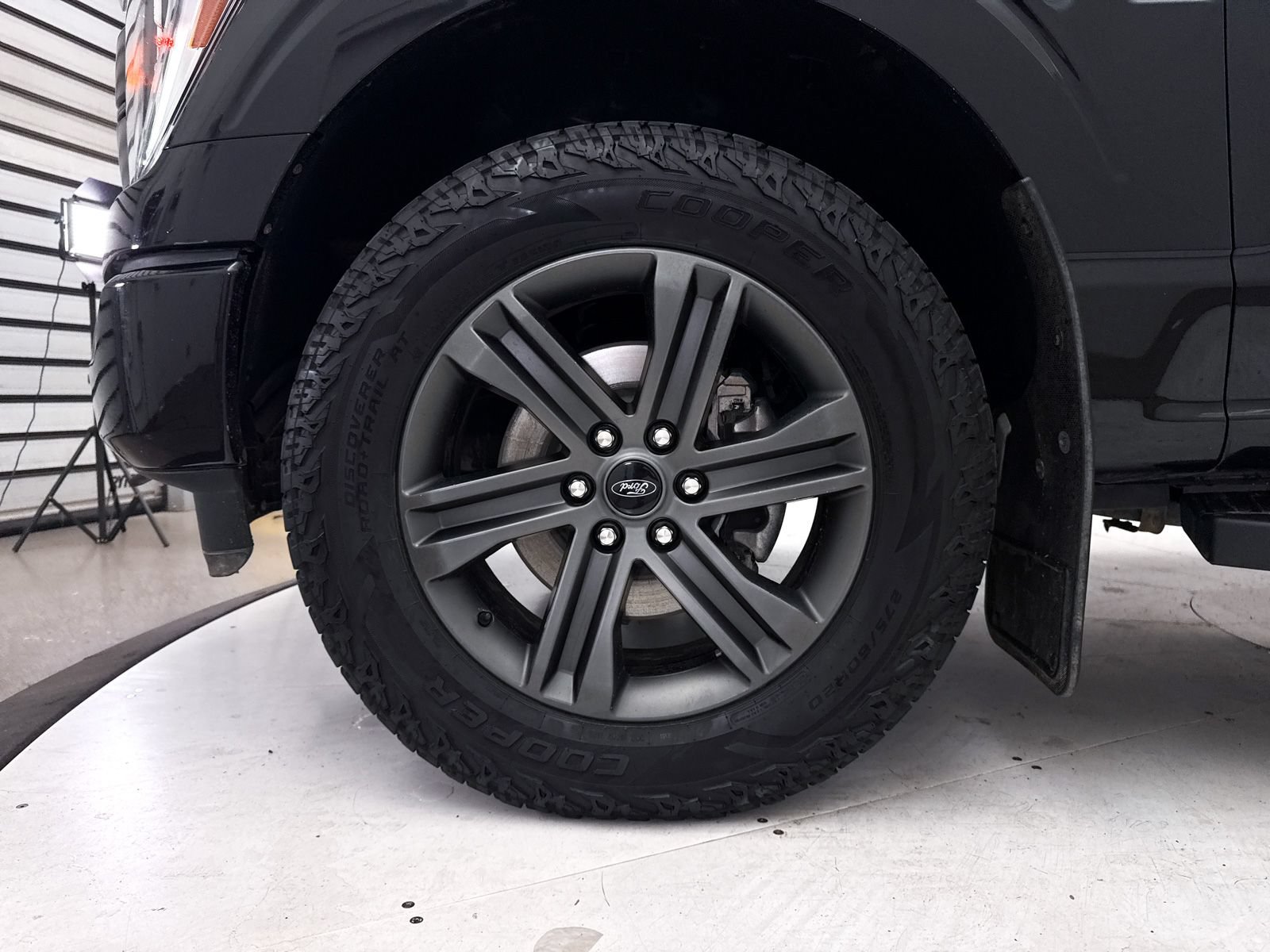 Used 2021 Ford F150 Lariat w/ Equipment Group 502A High AWD/4WD image 17