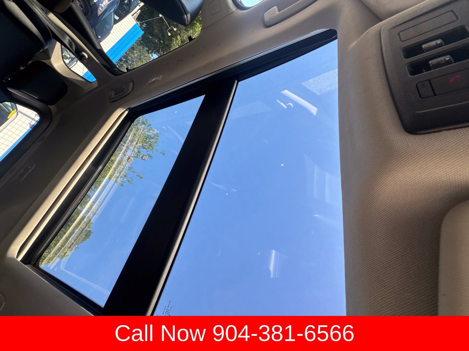 Used 2021 Nissan Rogue SV w/ Premium Package FWD image 31