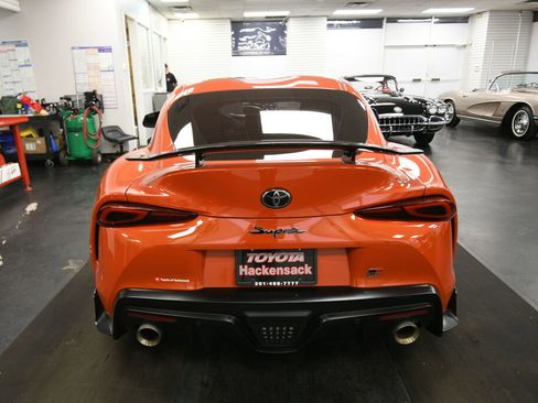 Used 2024 Toyota Supra RWD image 7
