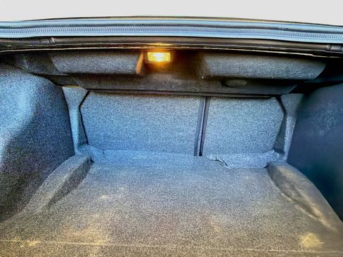 Used 2021 Dodge Challenger SXT image 15