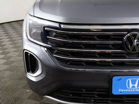 Used 2025 Volkswagen Atlas SE w/ Panoramic Sunroof Package AWD/4WD image 15