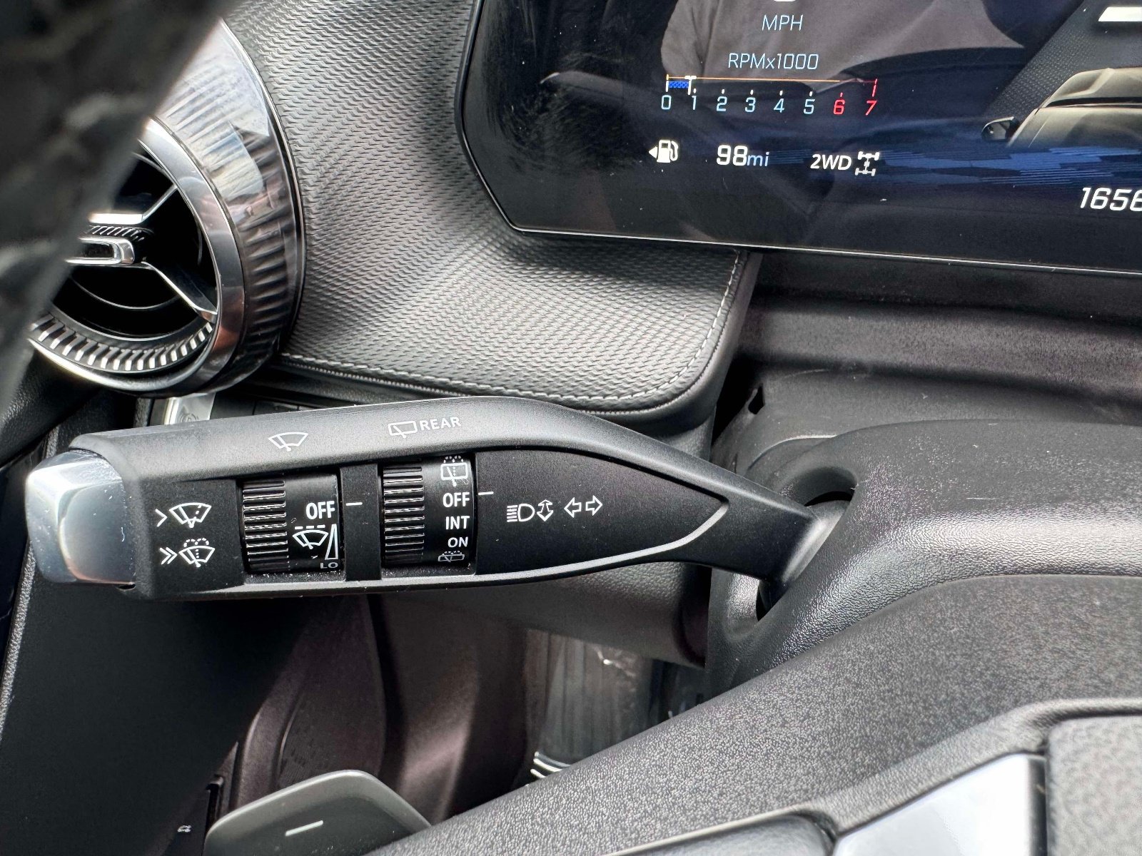 Used 2025 Chevrolet Equinox LT w/ Convenience Package II AWD/4WD image 30