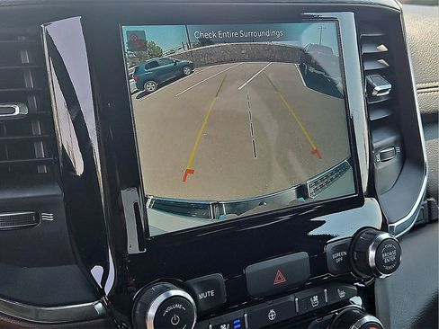 Used 2024 RAM 1500 Laramie image 21