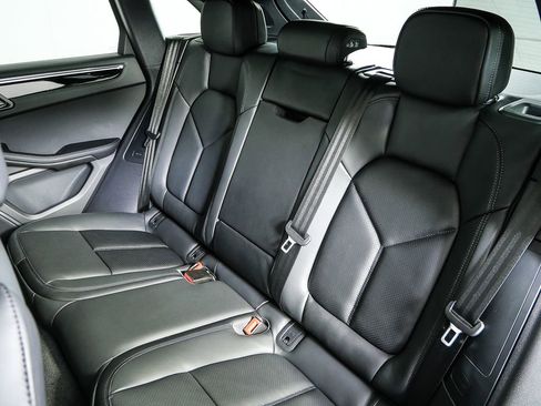 New 2026 Porsche Macan image 20