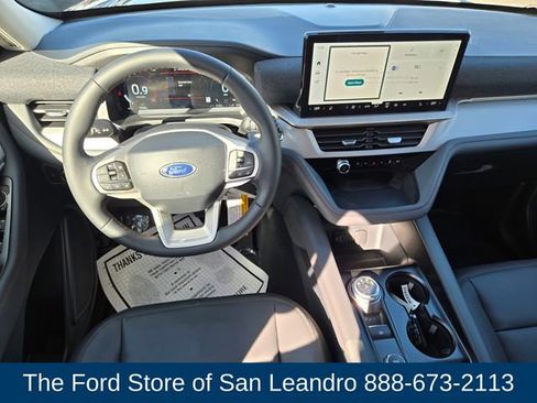 New 2026 Ford Explorer Active w/ Active Comfort Package image 11
