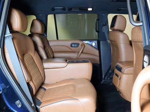 Used 2023 INFINITI QX80 Sensory w/ All-Season Package AWD/4WD image 34