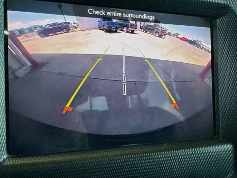 Used 2020 Jeep Wrangler Unlimited Sahara AWD/4WD image 13