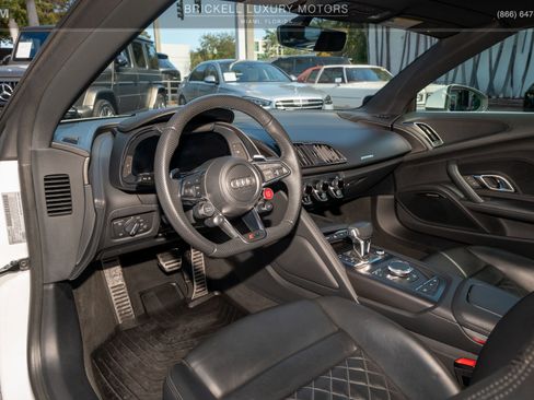 Used 2023 Audi R8 V10 performance image 7