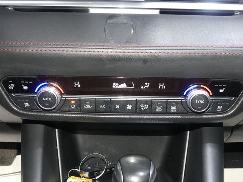 Used 2021 MAZDA MAZDA6 Carbon Edition FWD image 34