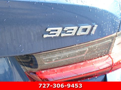 Used 2023 BMW 330i Sedan w/ Premium Package RWD image 8