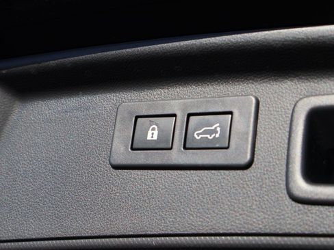 Used 2024 Subaru Forester Touring image 16