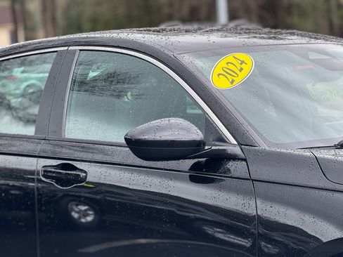 Used 2024 Honda Accord Sport image 8