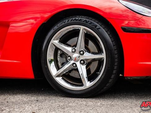 Used 2013 Chevrolet Corvette Coupe w/ 3LT Preferred Equipment Group RWD image 39