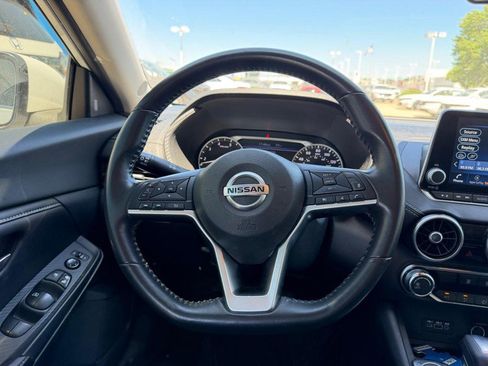 Used 2022 Nissan Sentra SV FWD image 10