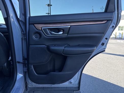 Used 2021 Honda CR-V Touring image 37
